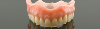 質の高い部分入れ歯・総義歯